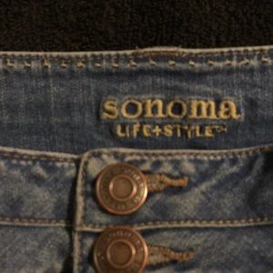 Sonoma life and style size 16 capris